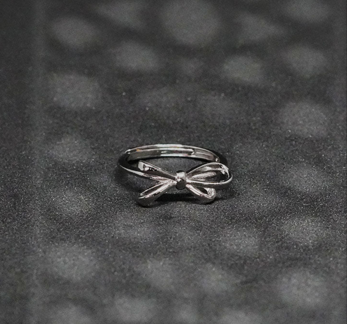 Charming Flower Ring