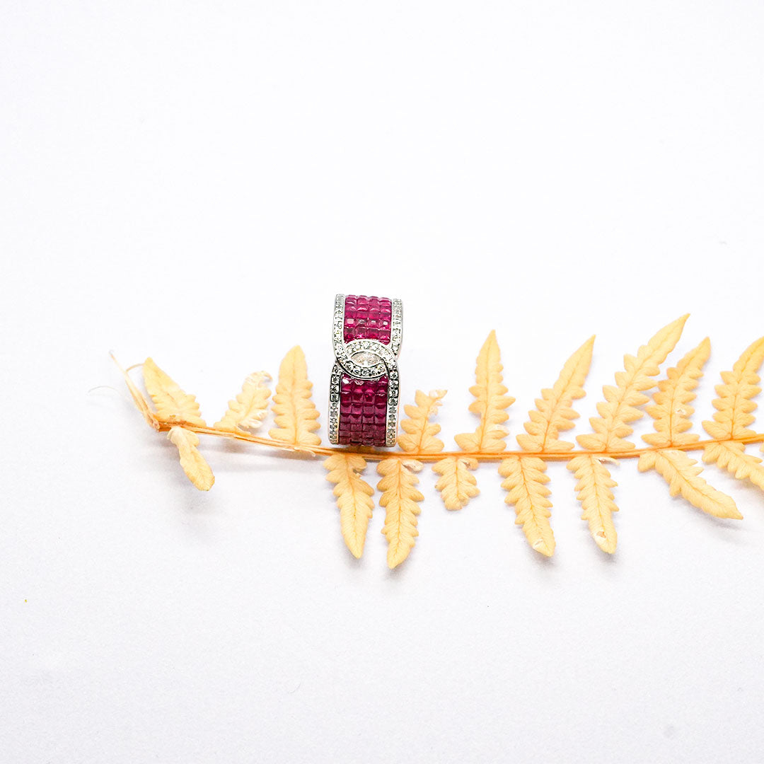 Exclusive 925 Imported Streling Silver Magenta Colour Ring